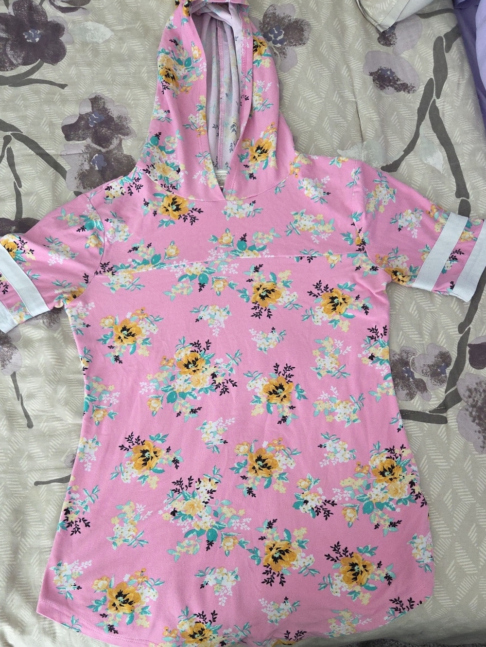 Cute Pink Floral Short Sleeve Hoodie